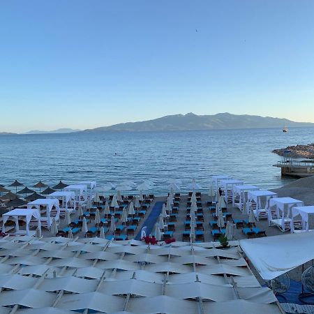 Cocktail & Dreams - Beach Hotel Саранде Екстериор снимка