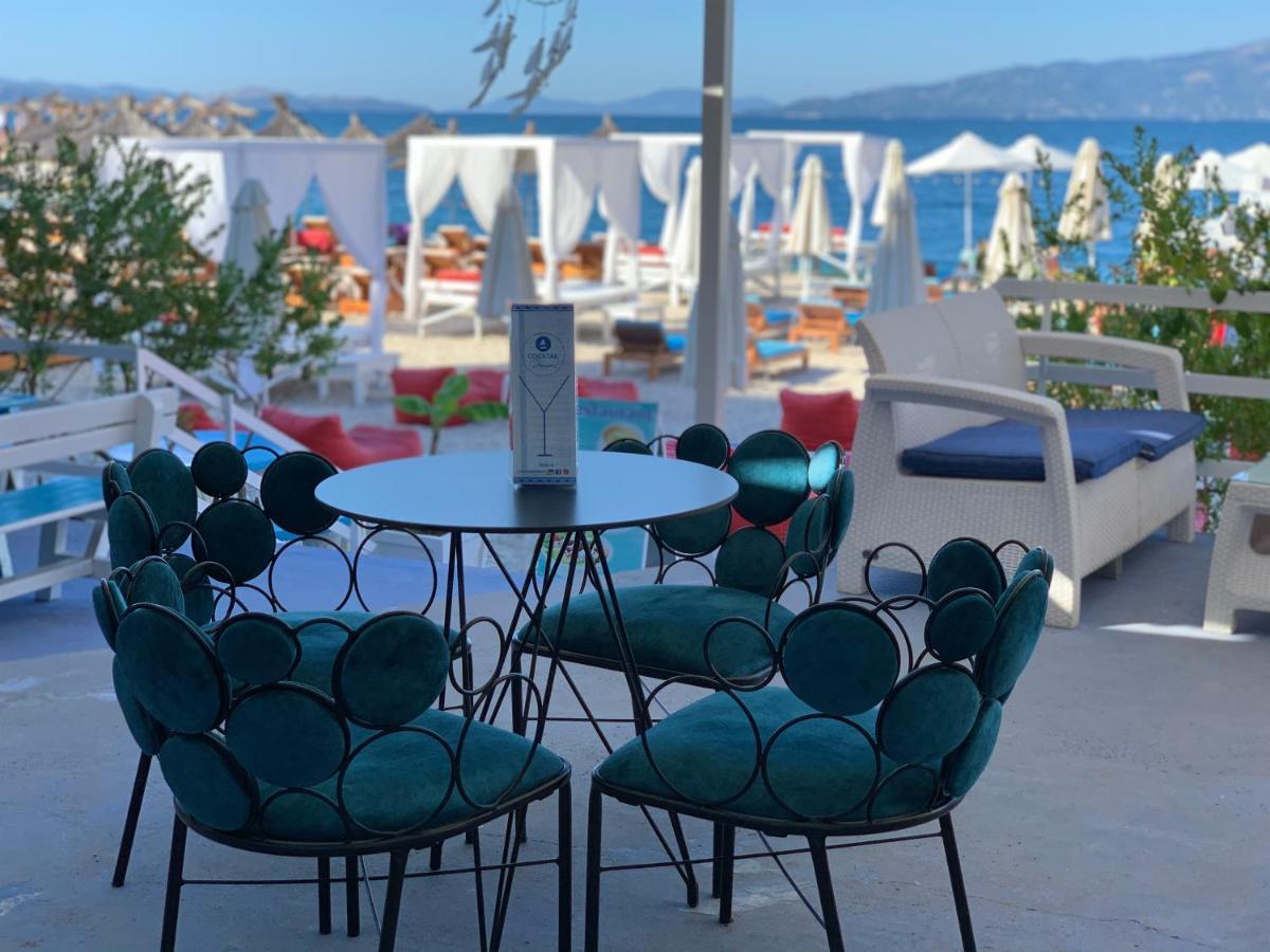 Cocktail & Dreams - Beach Hotel Саранде Екстериор снимка