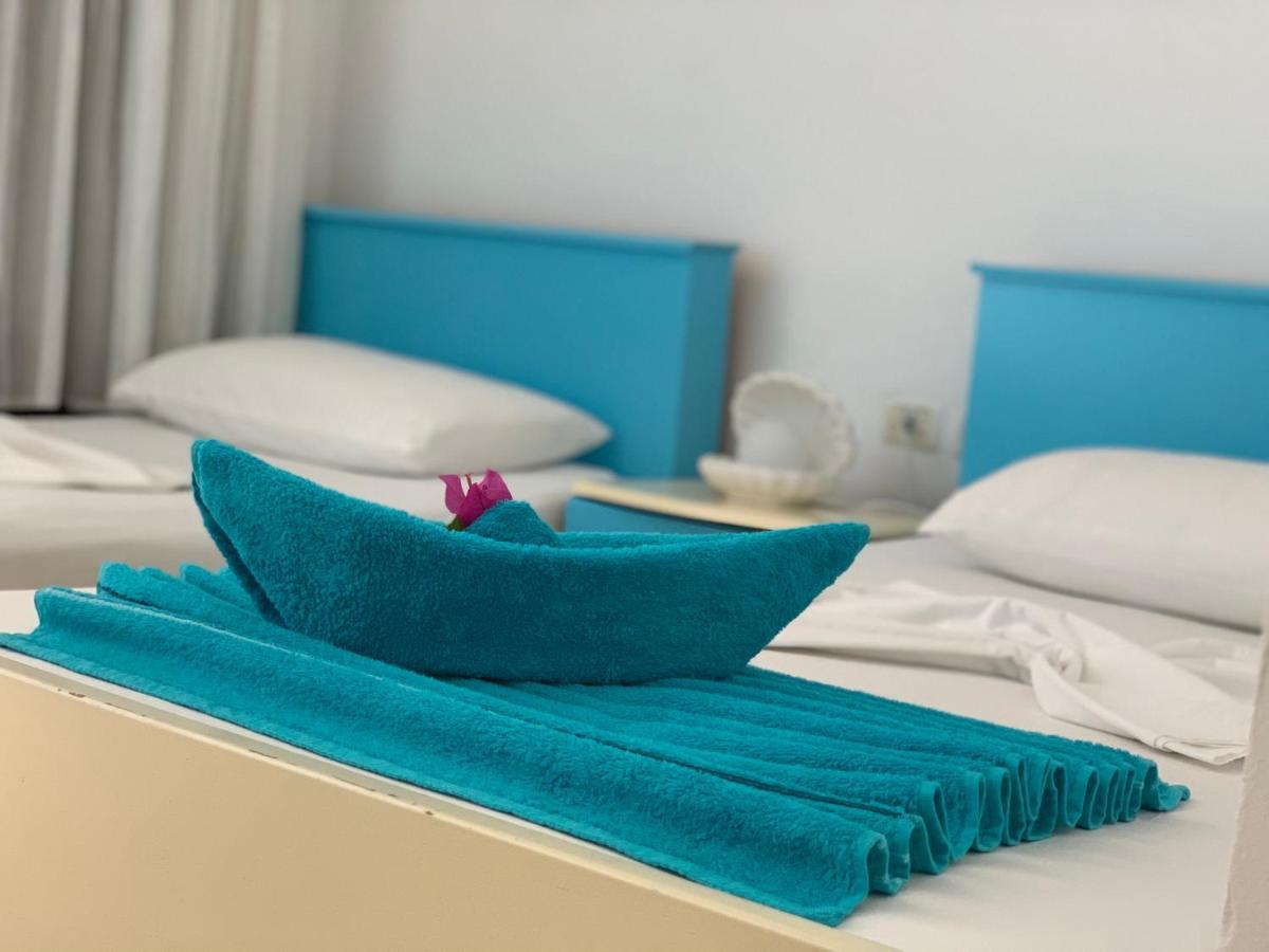 Cocktail & Dreams - Beach Hotel Саранде Екстериор снимка
