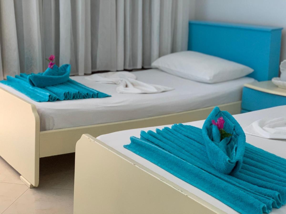 Cocktail & Dreams - Beach Hotel Саранде Екстериор снимка