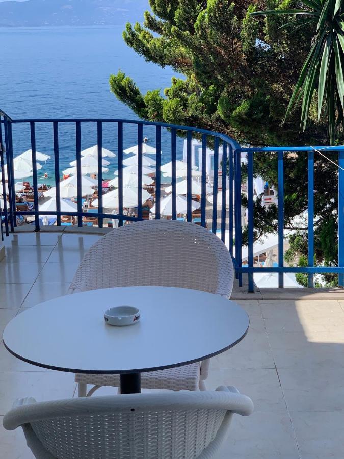 Cocktail & Dreams - Beach Hotel Саранде Екстериор снимка