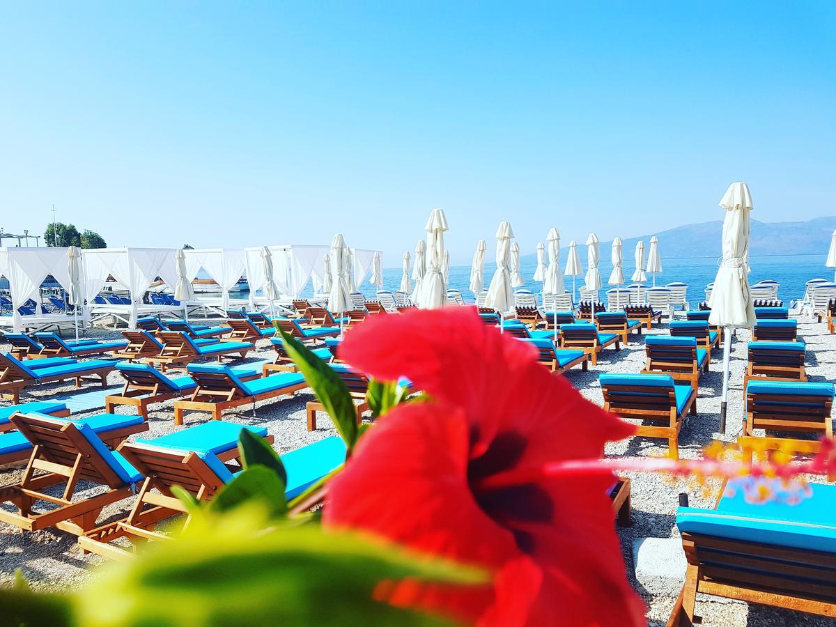 Cocktail & Dreams - Beach Hotel Саранде Екстериор снимка