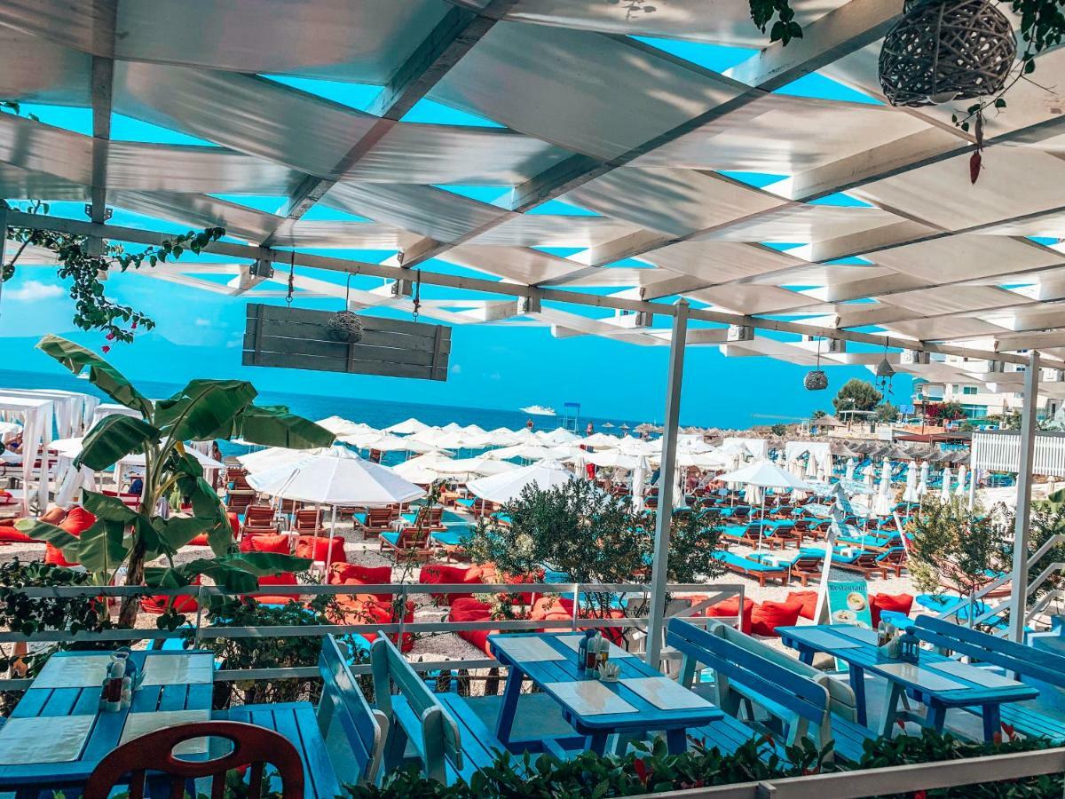 Cocktail & Dreams - Beach Hotel Саранде Екстериор снимка